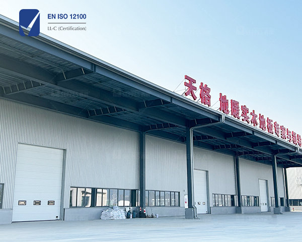 天格地板廠房提升門